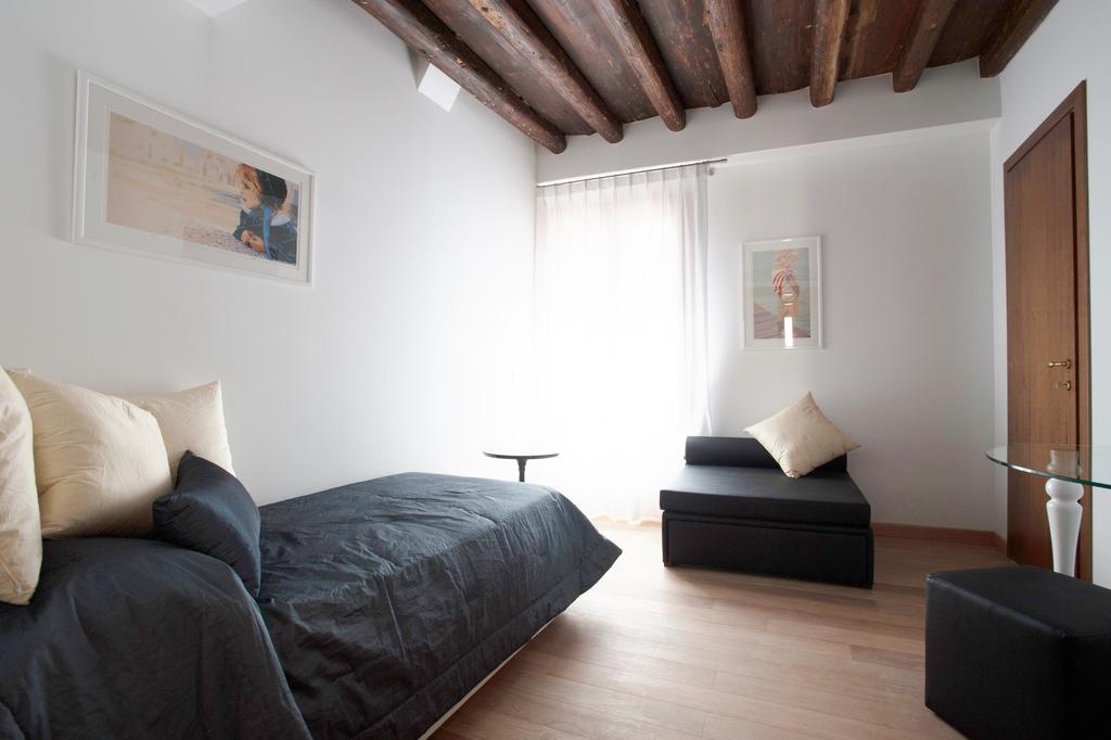 The Lion'S House Apt3 Venice Room photo